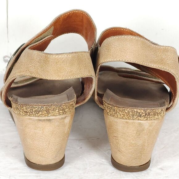 Taos Women’s Carousel 2 EU41 US 10-10,5 Tan Leather Wedge Strappy Sandal Shoes - Picture 13 of 16